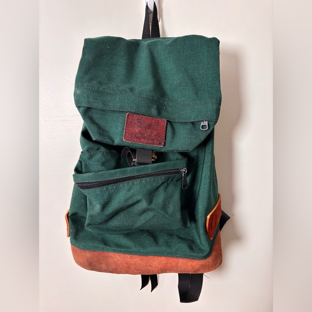 Vintage Eagle Creek Backpack Daypack Nylon / Leather Bottom 18 x 13 padded RARE